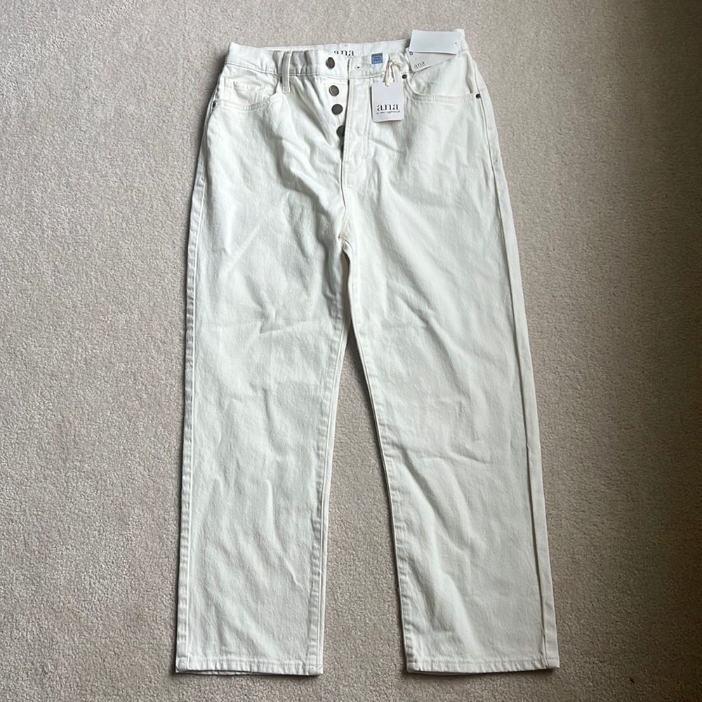 new target jeans WITH TAG